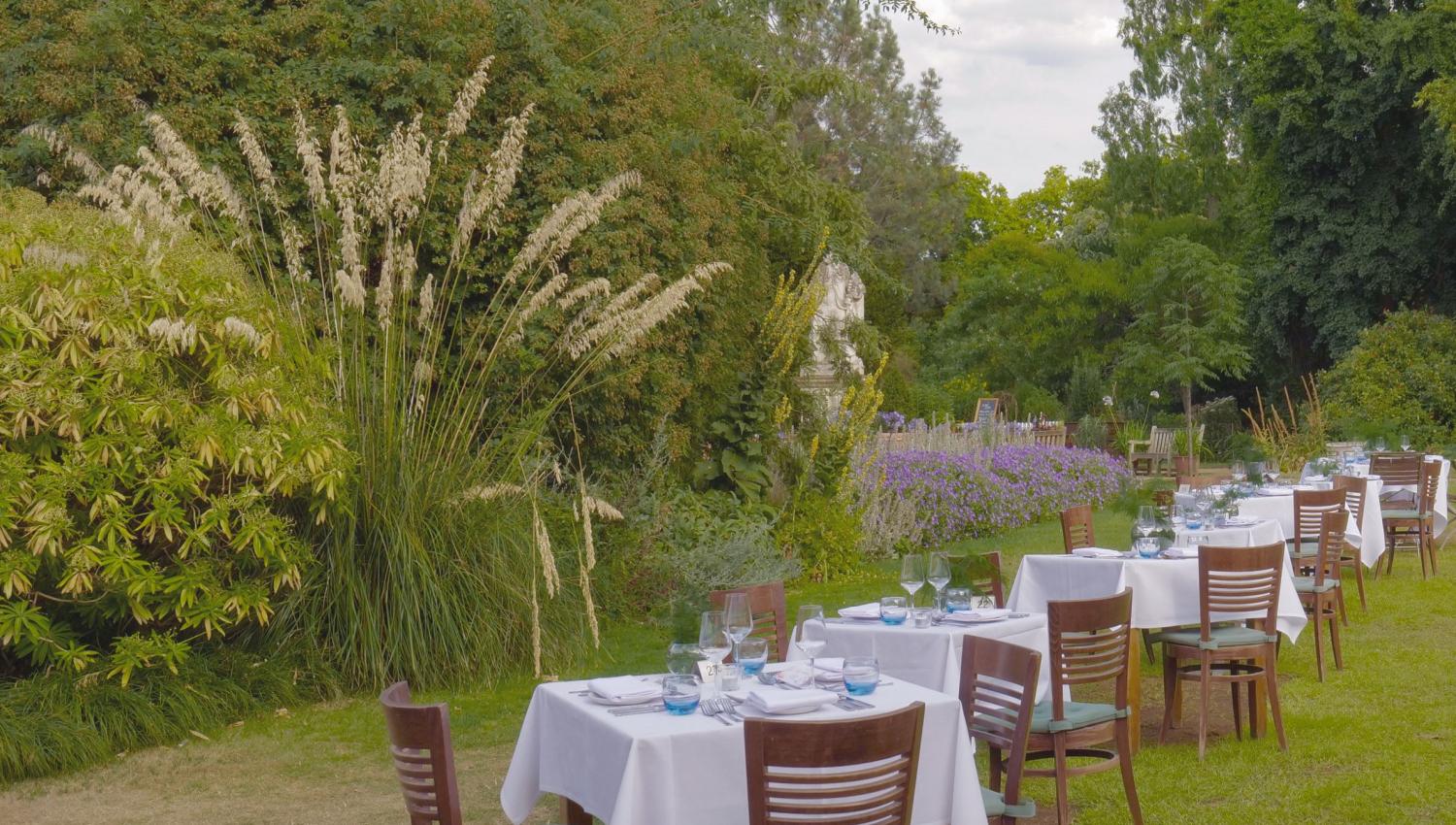 chelsea supper club tables