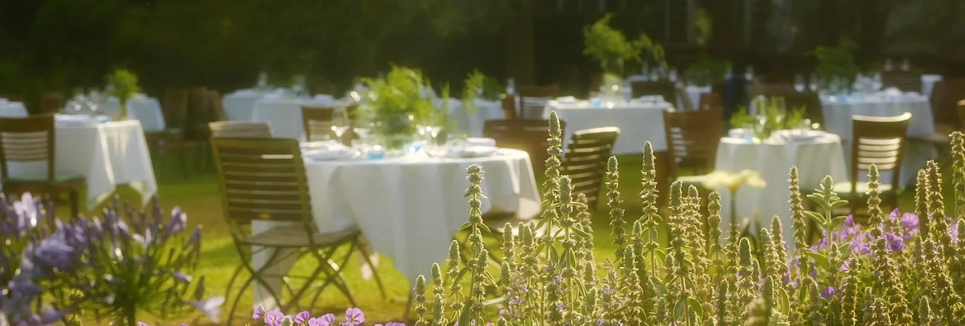supper club outside dining