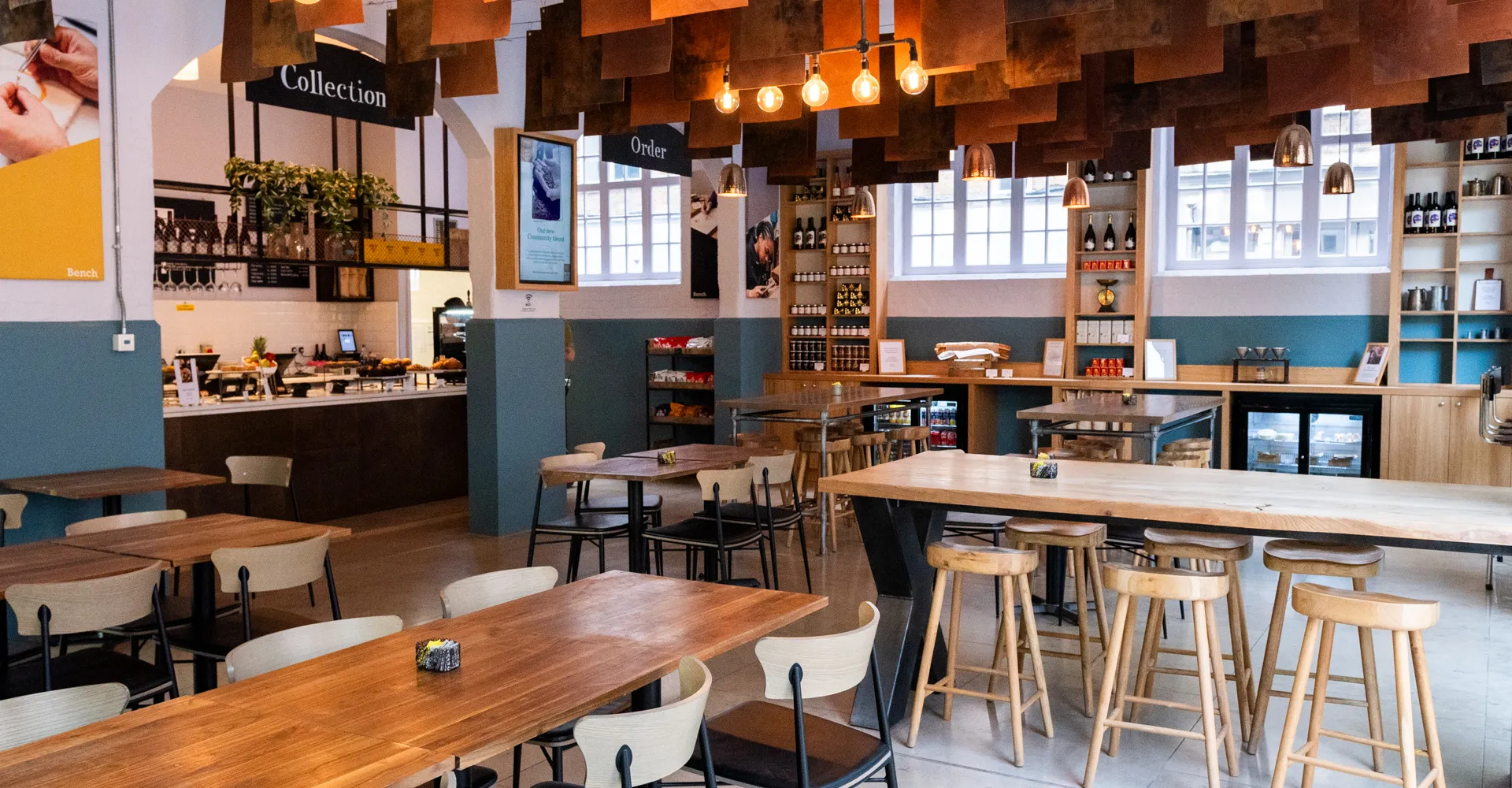 Bench cafe